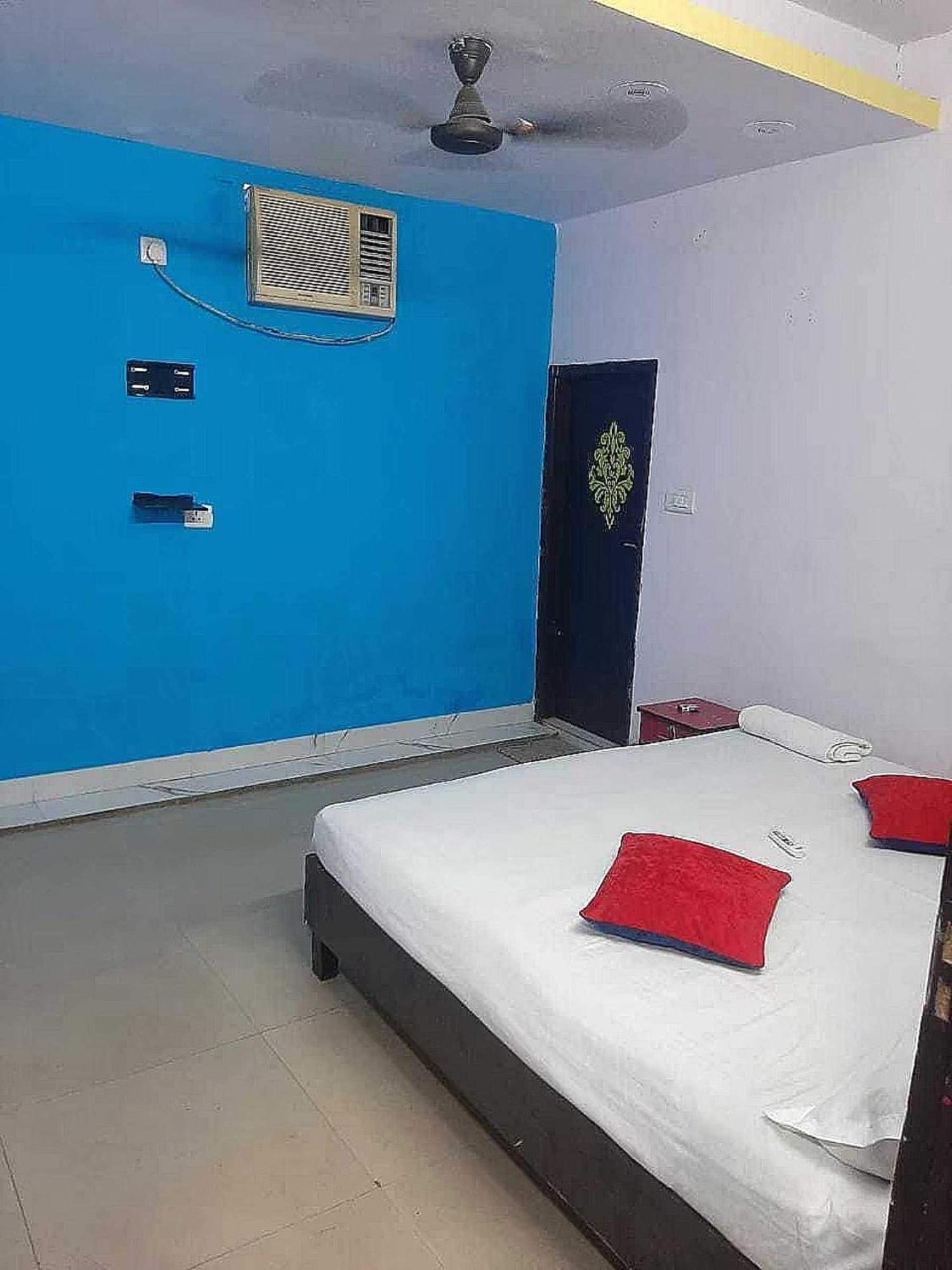 Hotel O Rl Residency Ґазіабад Екстер'єр фото