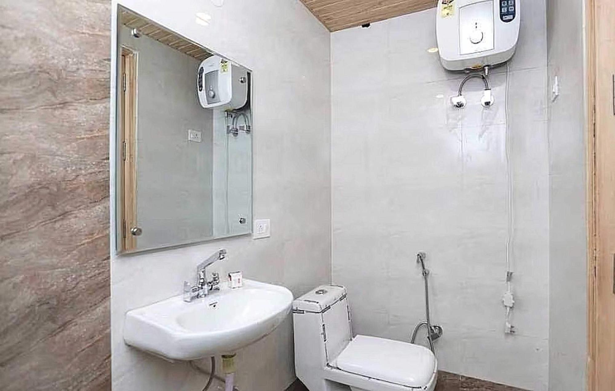 Hotel O Rl Residency Ґазіабад Екстер'єр фото